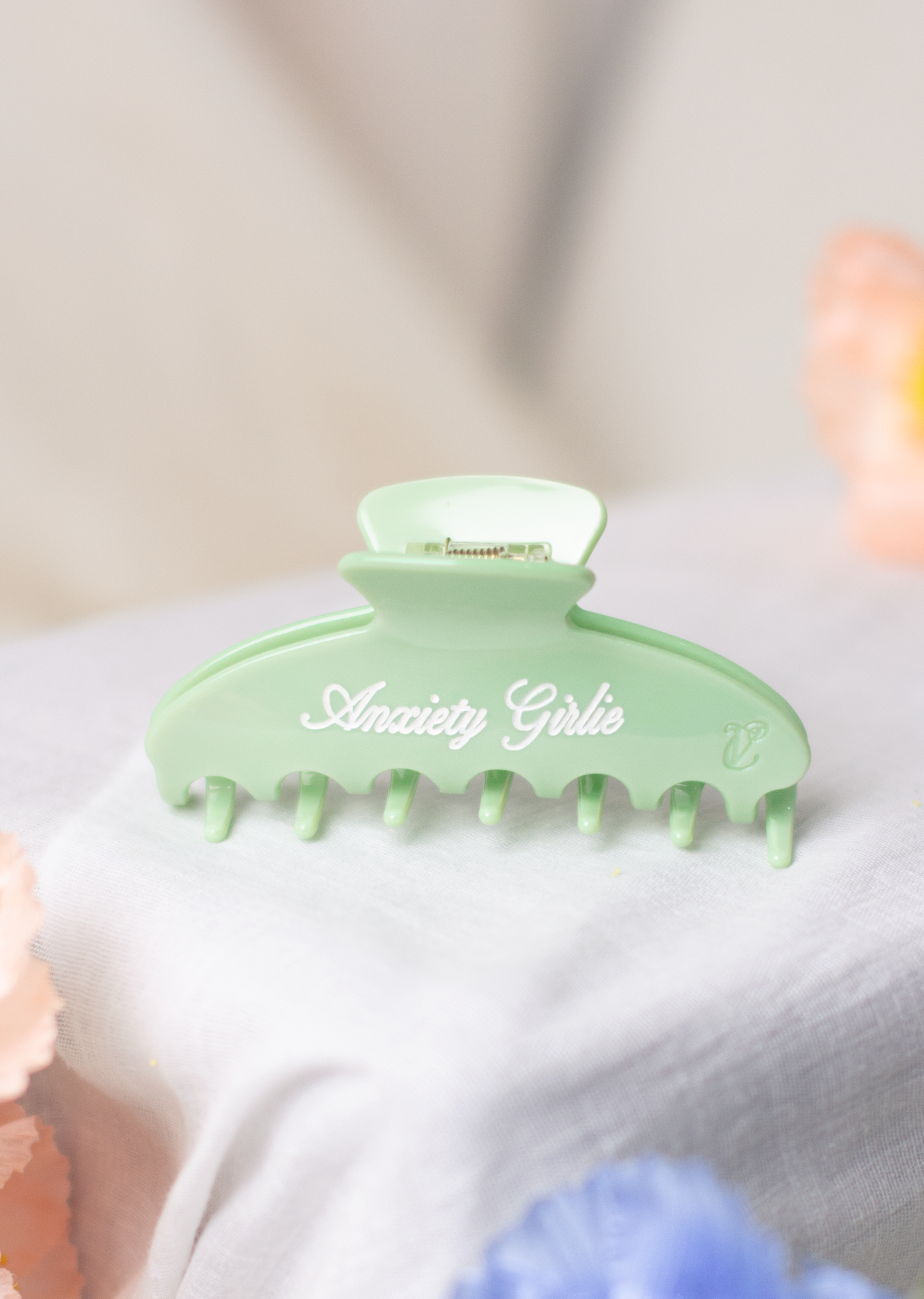 Anxiety Girlie Claw Clip - Pistachio - Cloud & Victory
