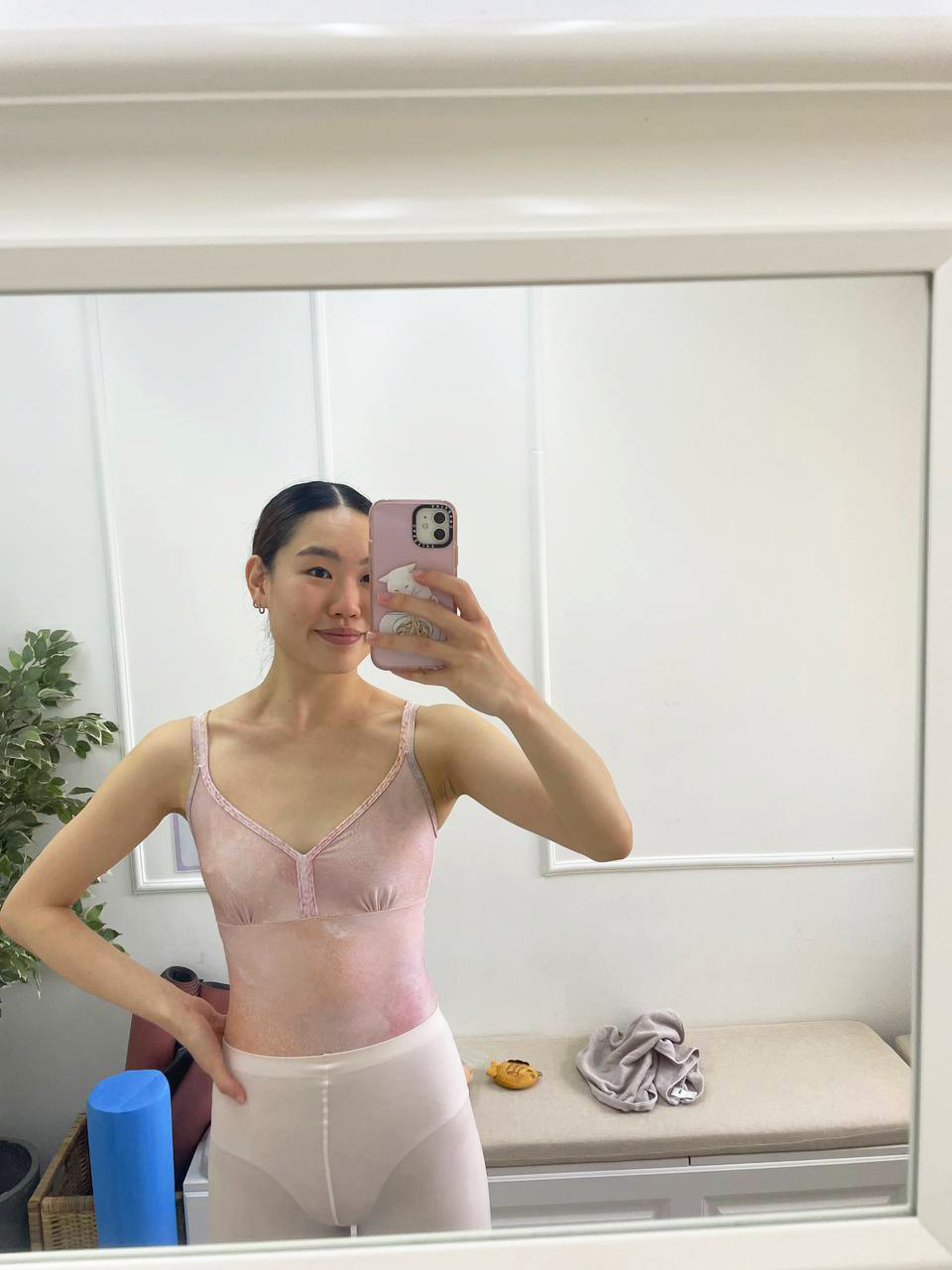 charmaine_lia_leotard